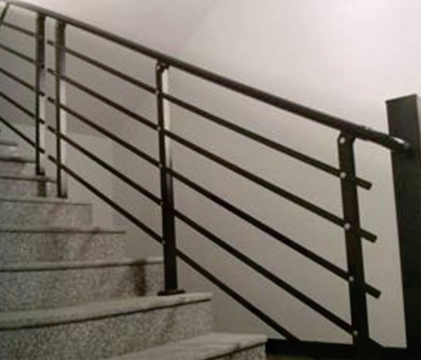 標準樓梯護欄